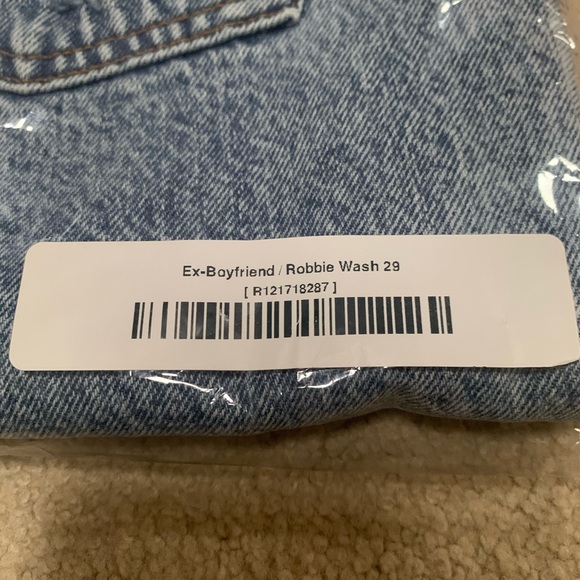 Revive jeans Ex-Boyfriend Robbie Wash - Picture 5 of 5